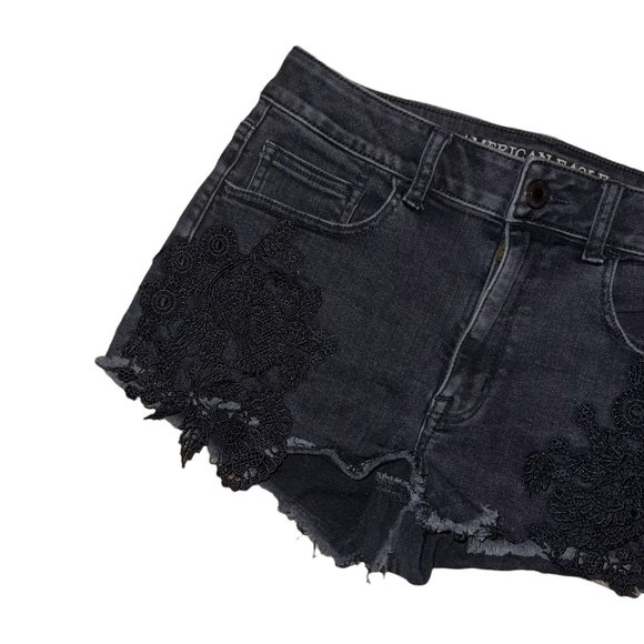 American Eagle Distressed Womens Booty Shorts 8 Black Lace HiRise Shortie - Picture 2 of 7